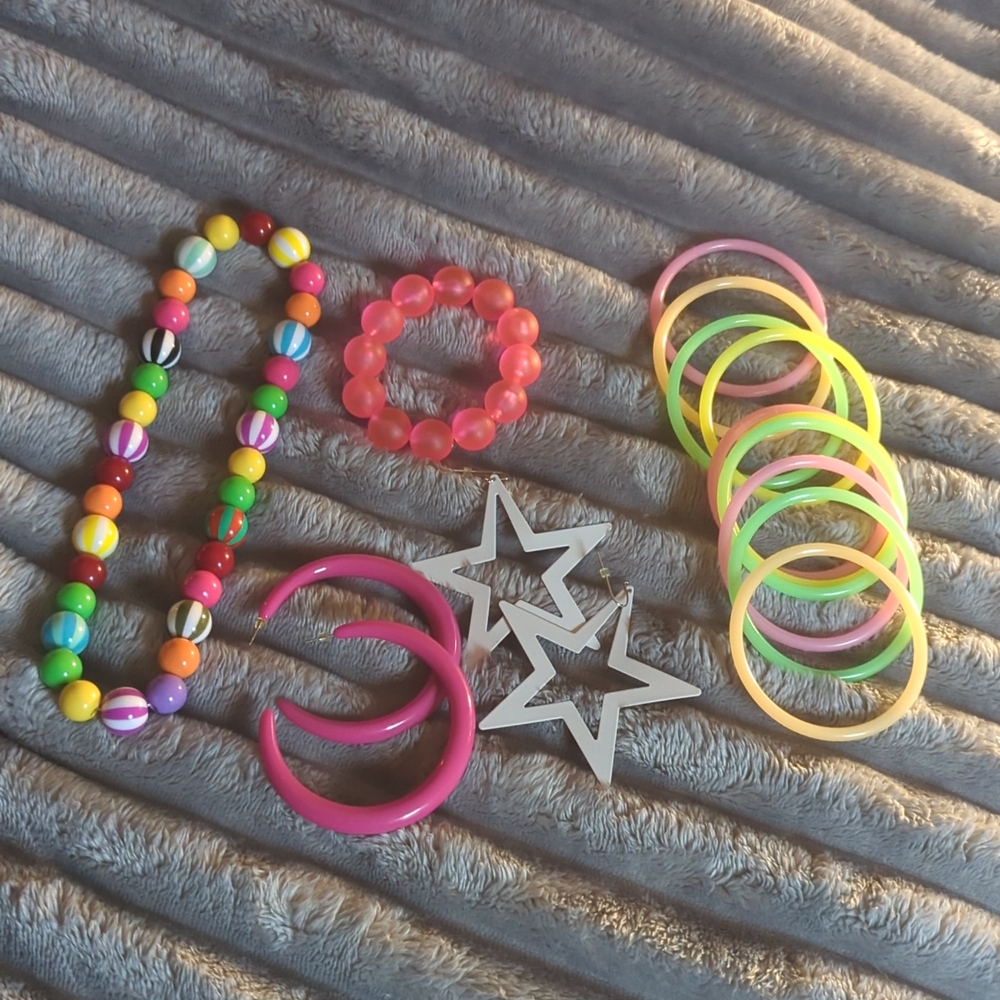 Costume Jewelry Raver